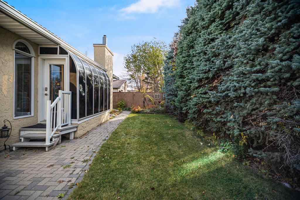 MLS® A2266531 - 607 9 Street SE in Emerson Lake Estates High River, Residential