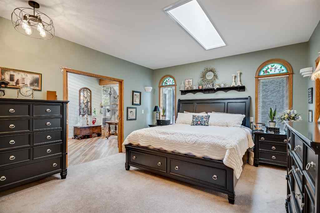 MLS® A2266531 - 607 9 Street SE in Emerson Lake Estates High River, Residential