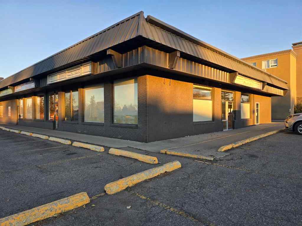 MLS® A2266532 - 540 2 Avenue SE in Edmonton Trail Airdrie, Commercial