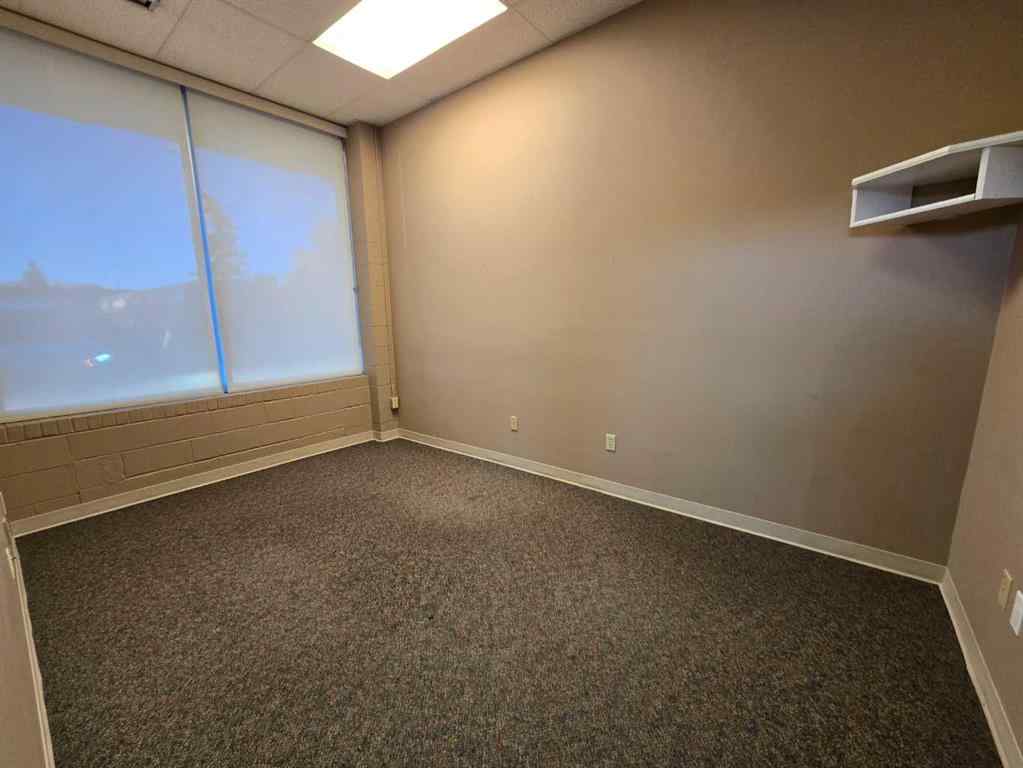 MLS® A2266532 - 540 2 Avenue SE in Edmonton Trail Airdrie, Commercial