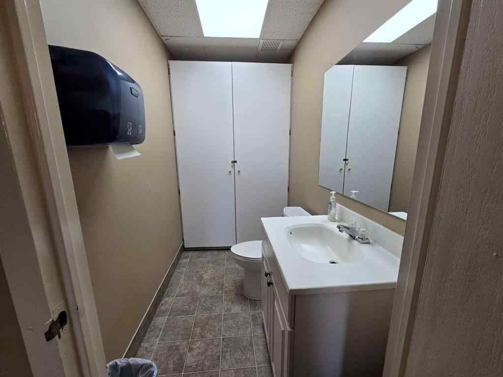 MLS® A2266532 - 540 2 Avenue SE in Edmonton Trail Airdrie, Commercial