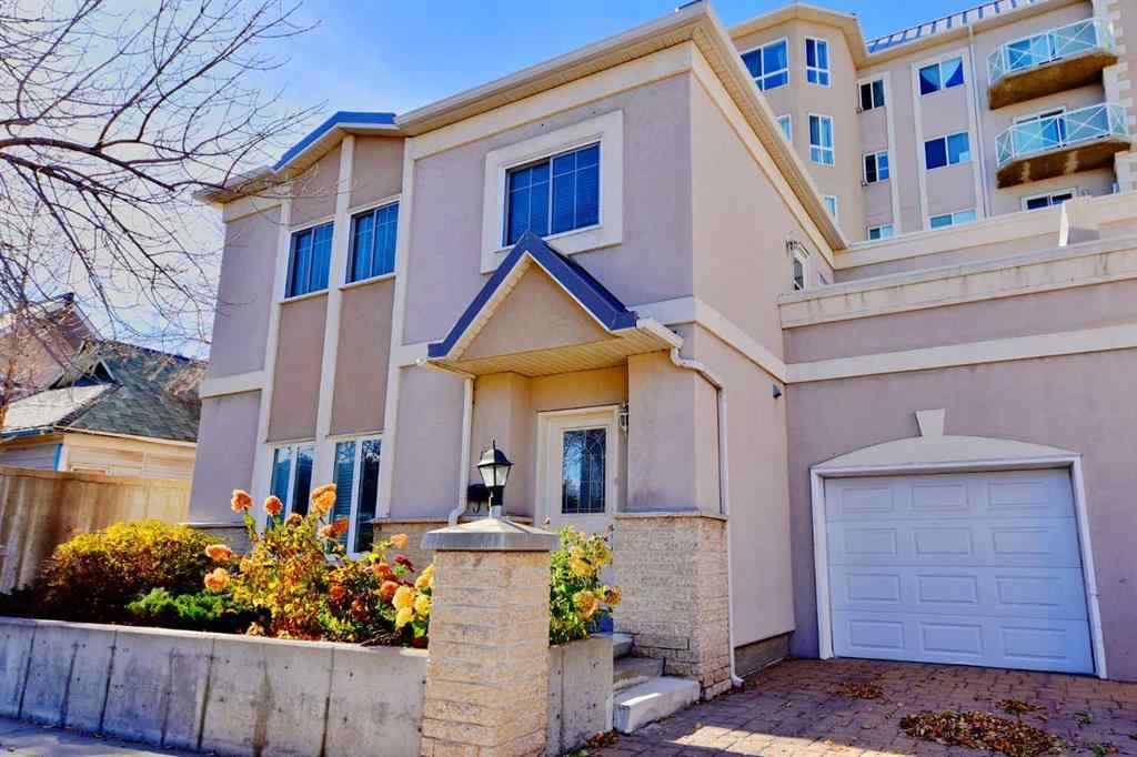 MLS® A2266537 - 1501 Centre A Street NE in Crescent Heights Calgary, Residential