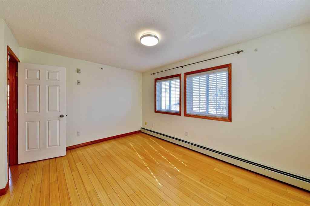 MLS® A2266537 - 1501 Centre A Street NE in Crescent Heights Calgary, Residential