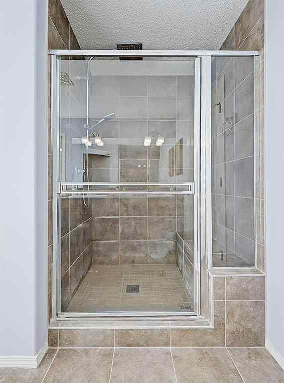 MLS® A2266541 - 788 New Brighton Drive SE in New Brighton Calgary, Residential