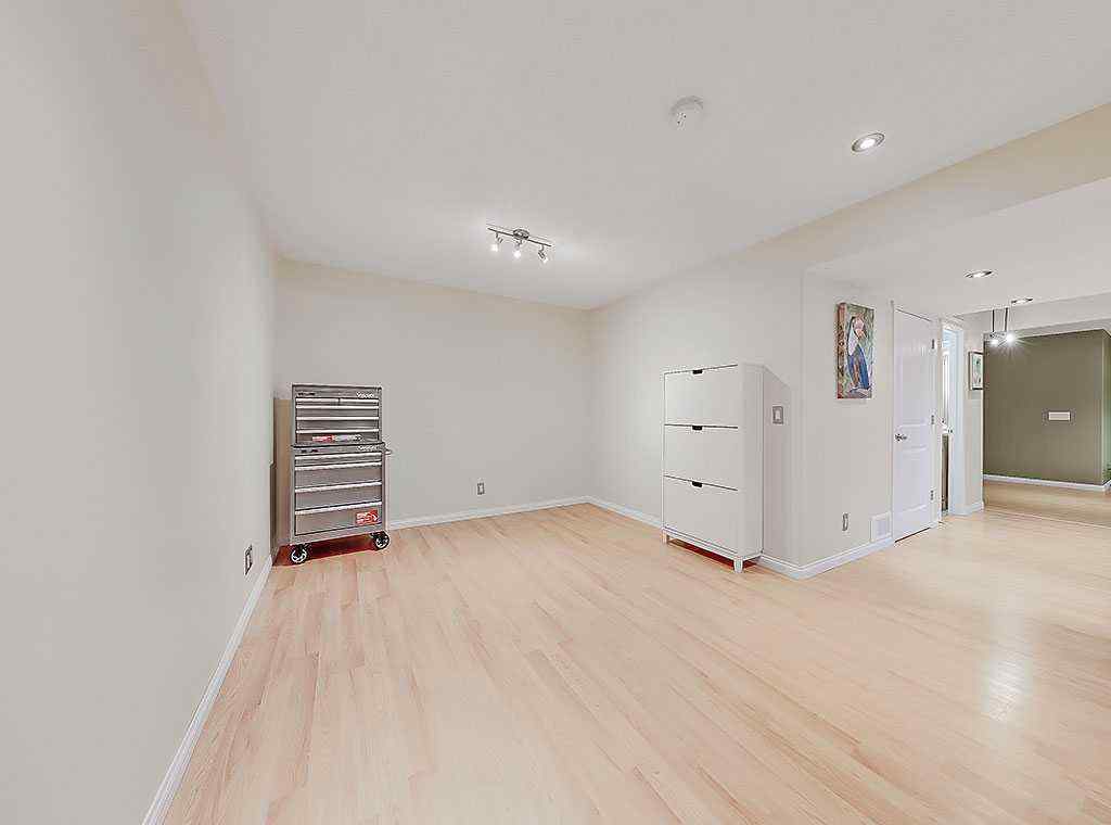 MLS® A2266541 - 788 New Brighton Drive SE in New Brighton Calgary, Residential