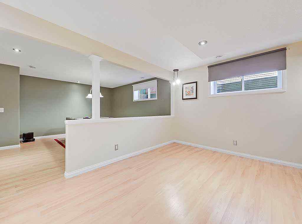 MLS® A2266541 - 788 New Brighton Drive SE in New Brighton Calgary, Residential