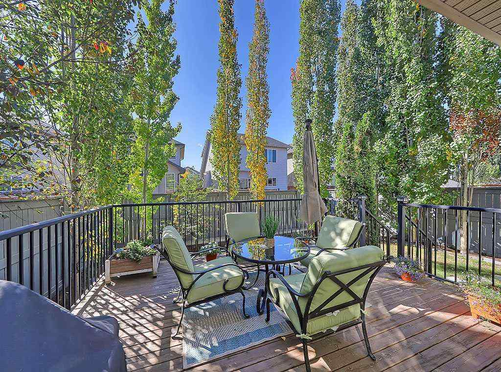 MLS® A2266541 - 788 New Brighton Drive SE in New Brighton Calgary, Residential