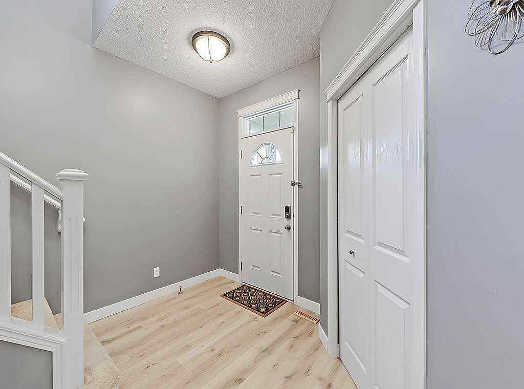 MLS® A2266541 - 788 New Brighton Drive SE in New Brighton Calgary, Residential