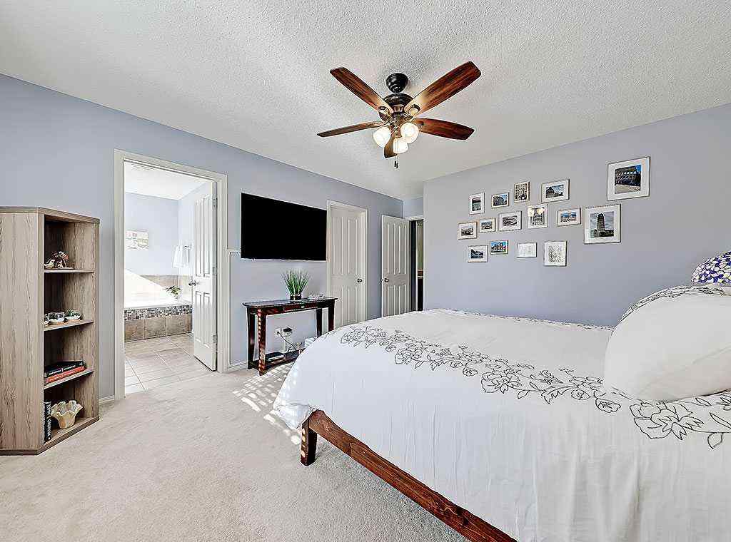 MLS® A2266541 - 788 New Brighton Drive SE in New Brighton Calgary, Residential