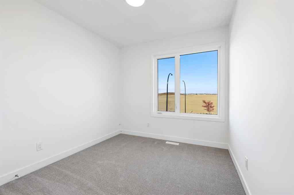 MLS® A2266544 - 7039 Rangeview Avenue SE in Rangeview Calgary, Residential