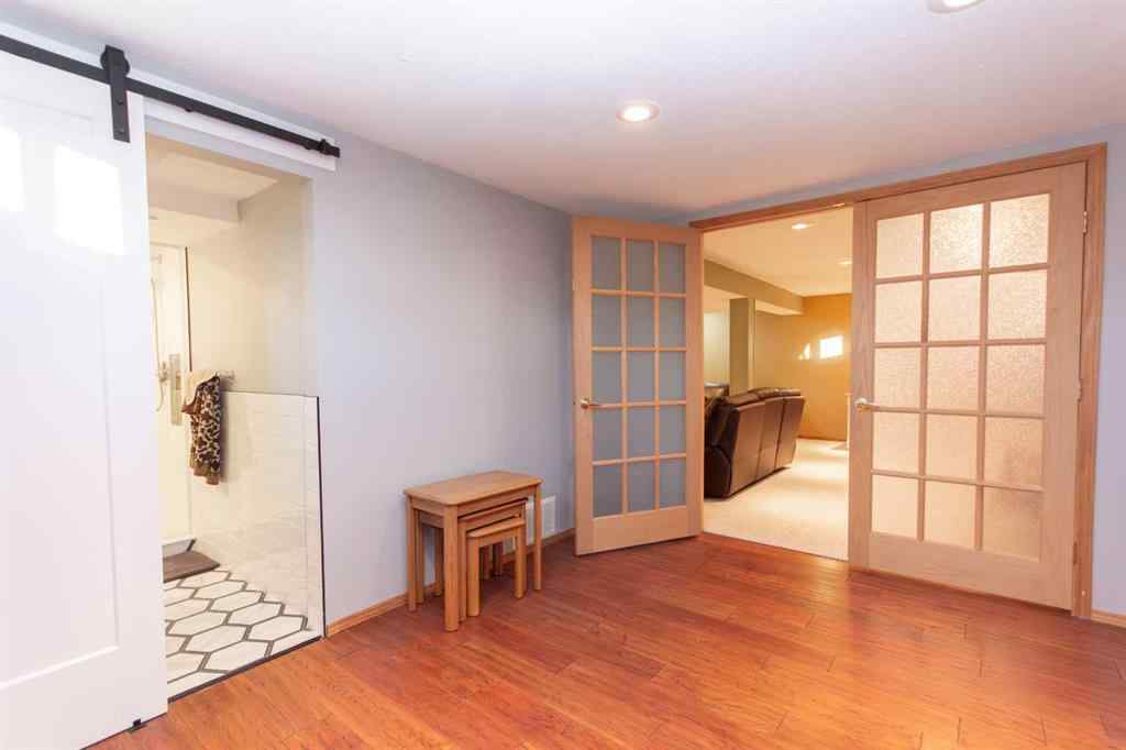 MLS® A2266547 - 4413 Embury Crescent  in Eastview Red Deer, Residential