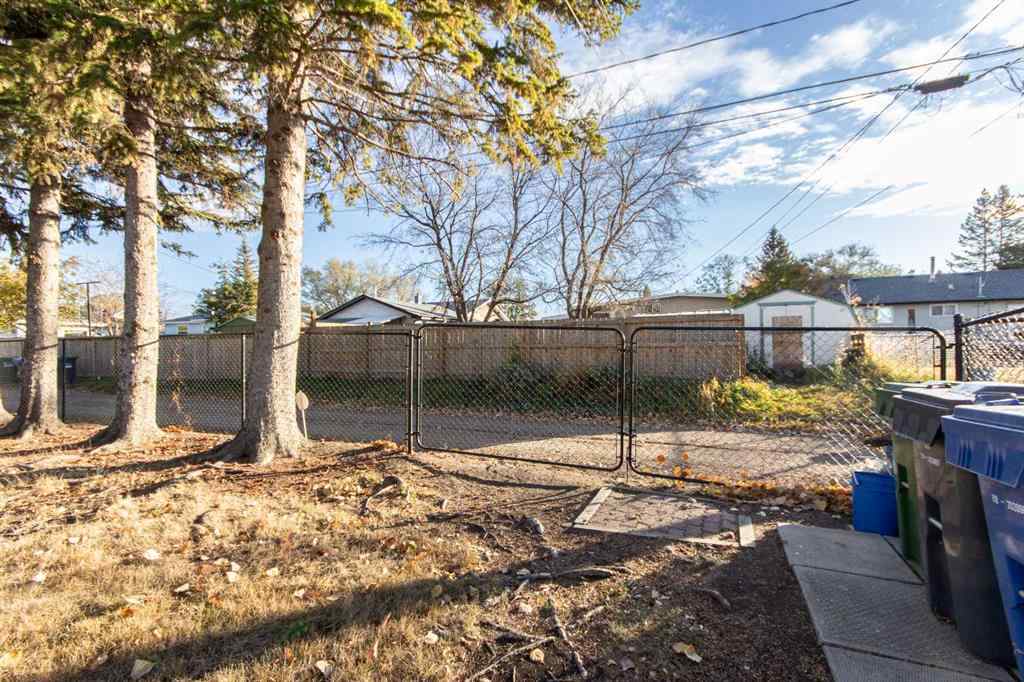 MLS® A2266547 - 4413 Embury Crescent  in Eastview Red Deer, Residential