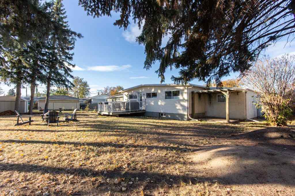 MLS® A2266547 - 4413 Embury Crescent  in Eastview Red Deer, Residential