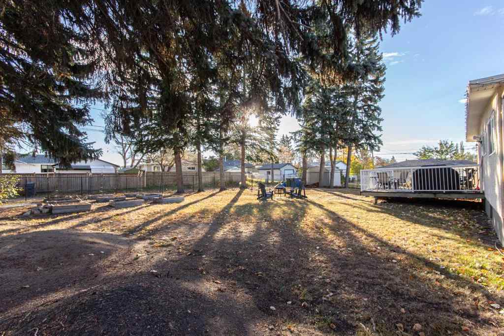 MLS® A2266547 - 4413 Embury Crescent  in Eastview Red Deer, Residential