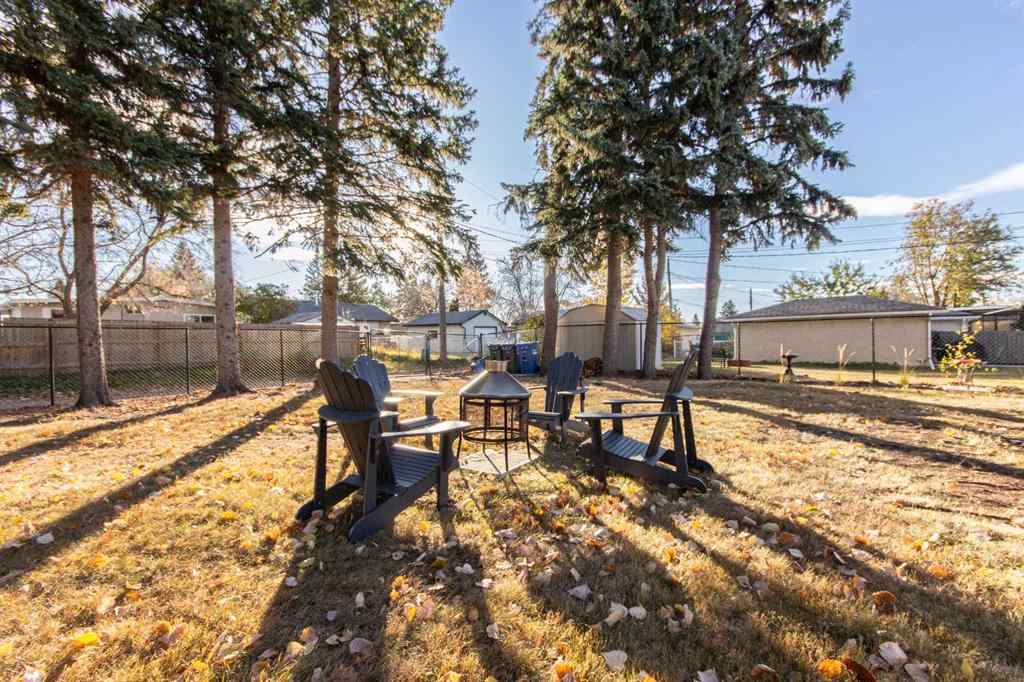 MLS® A2266547 - 4413 Embury Crescent  in Eastview Red Deer, Residential