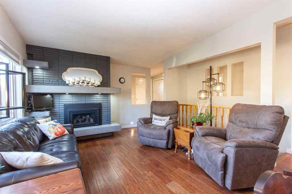 MLS® A2266547 - 4413 Embury Crescent  in Eastview Red Deer, Residential