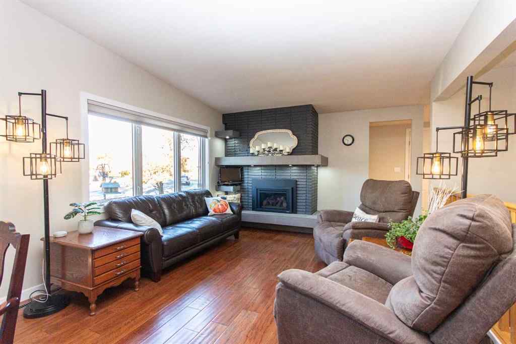 MLS® A2266547 - 4413 Embury Crescent  in Eastview Red Deer, Residential