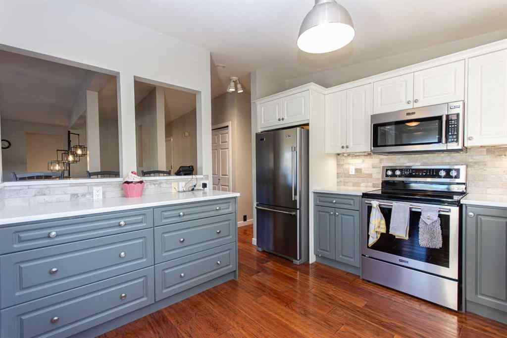 MLS® A2266547 - 4413 Embury Crescent  in Eastview Red Deer, Residential