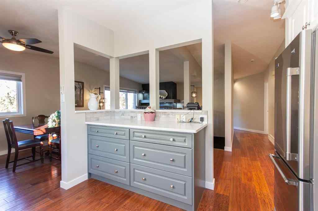 MLS® A2266547 - 4413 Embury Crescent  in Eastview Red Deer, Residential