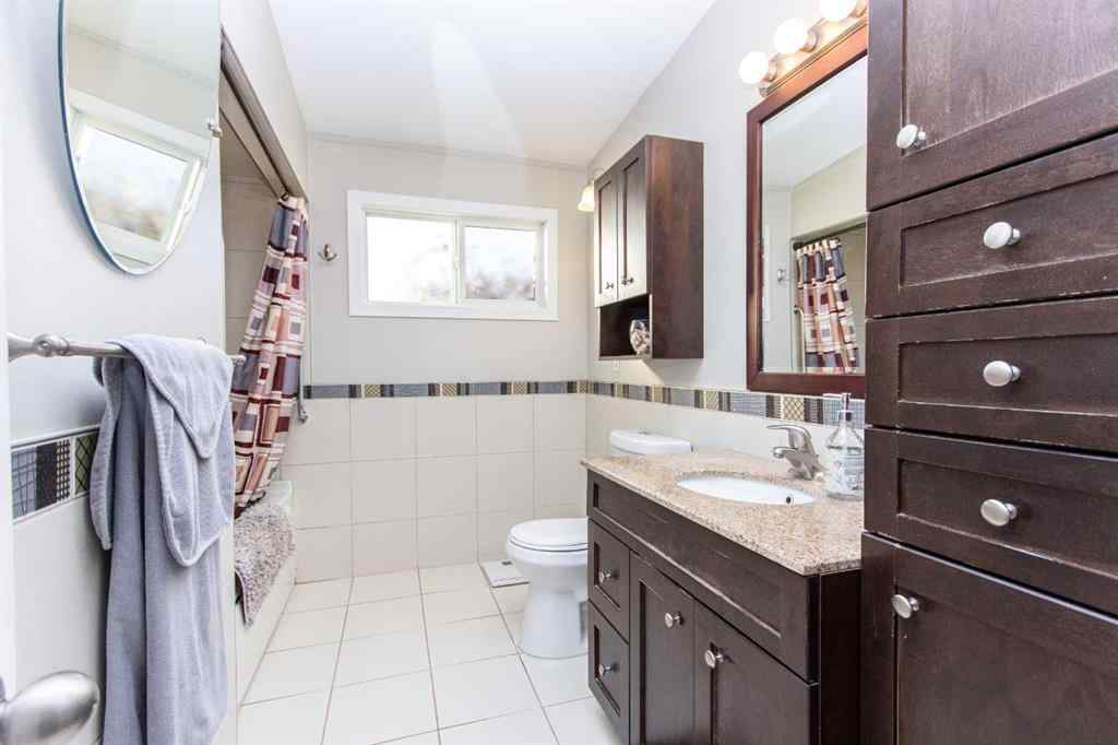 MLS® A2266547 - 4413 Embury Crescent  in Eastview Red Deer, Residential