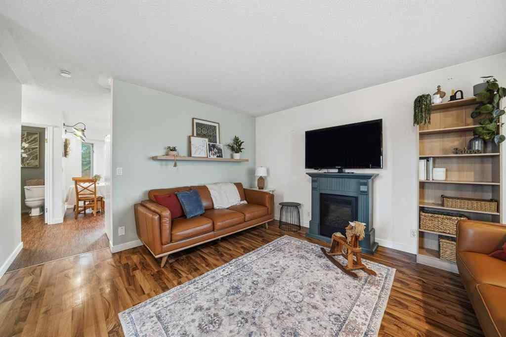 MLS® A2266557 - 49 Kirsch Close  in Kentwood East Red Deer, Residential