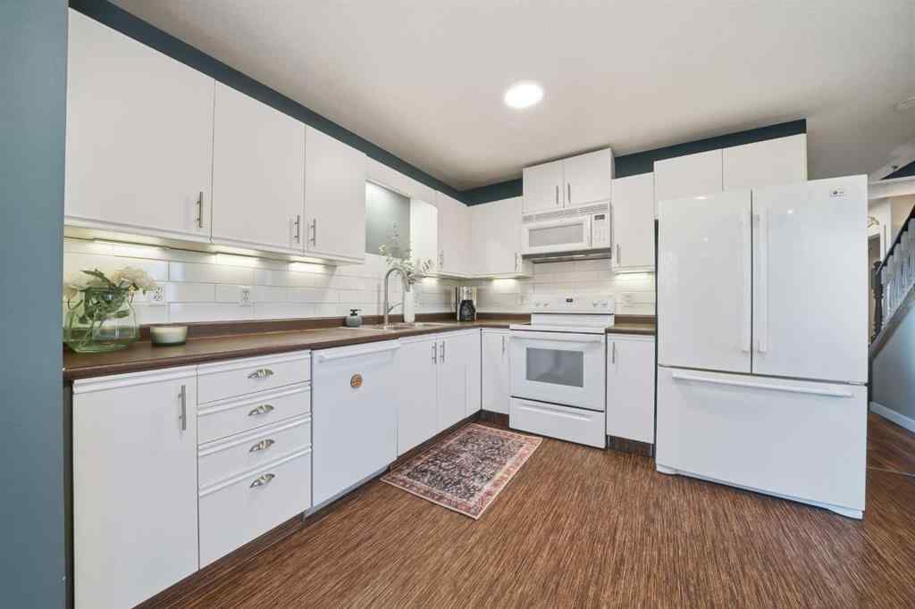 MLS® A2266557 - 49 Kirsch Close  in Kentwood East Red Deer, Residential