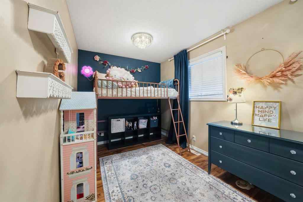 MLS® A2266557 - 49 Kirsch Close  in Kentwood East Red Deer, Residential