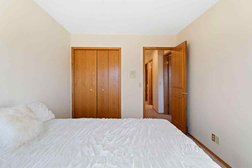 MLS® A2266558 - 79 Edenstone View NW in Edgemont Calgary, Residential