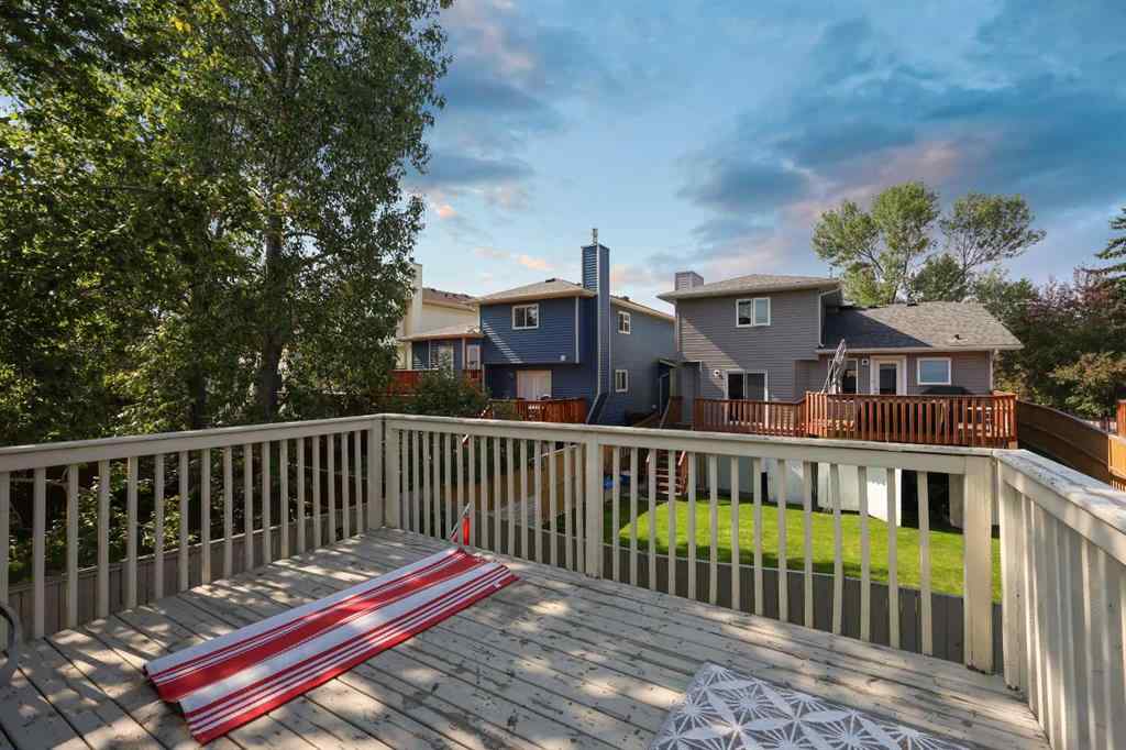 MLS® A2266560 - 32 Rivercroft Close SE in Riverbend Calgary, Residential