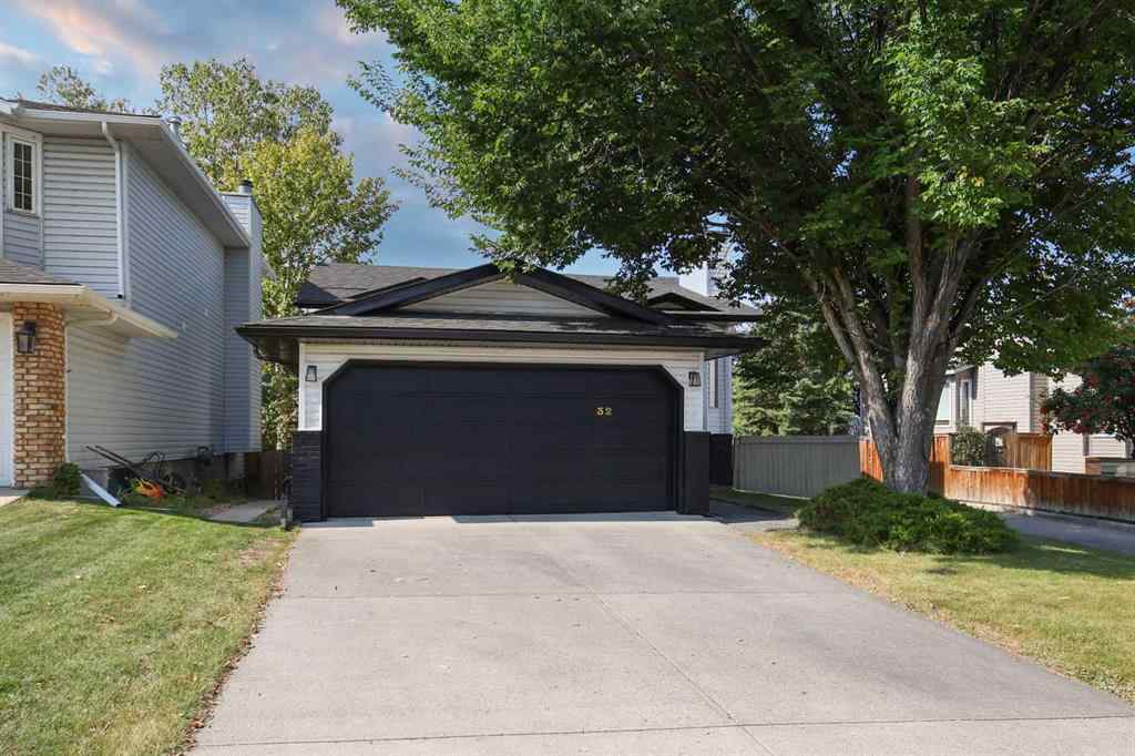 MLS® A2266560 - 32 Rivercroft Close SE in Riverbend Calgary, Residential