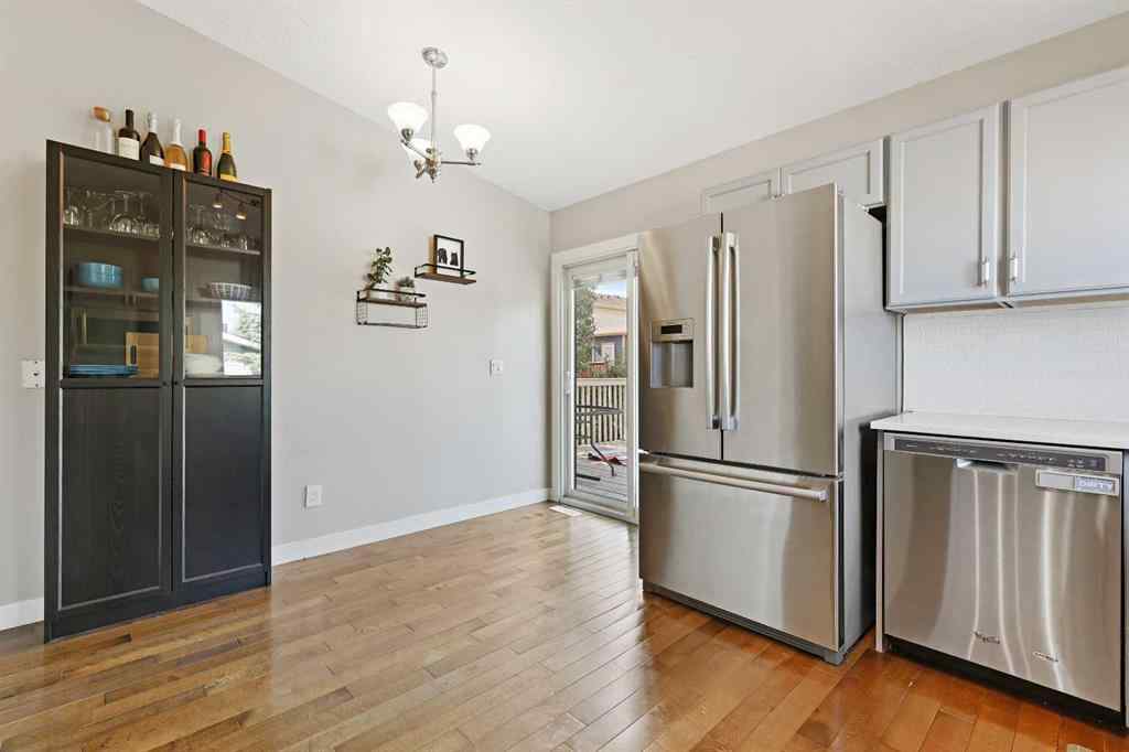 MLS® A2266560 - 32 Rivercroft Close SE in Riverbend Calgary, Residential