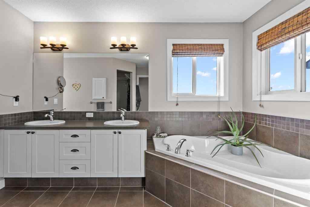 MLS® A2266562 - 89 Heritage Hill  in Heritage Hills Cochrane, Residential