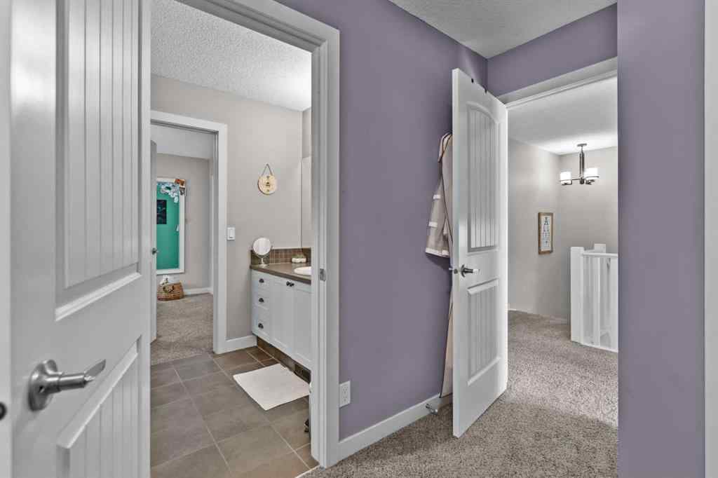 MLS® A2266562 - 89 Heritage Hill  in Heritage Hills Cochrane, Residential