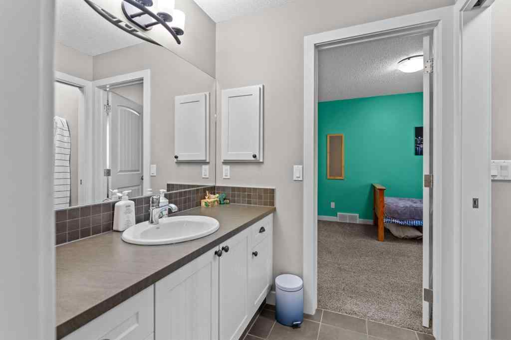 MLS® A2266562 - 89 Heritage Hill  in Heritage Hills Cochrane, Residential