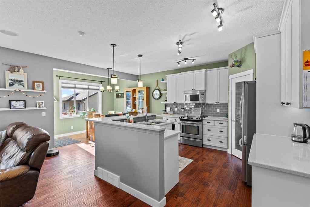 MLS® A2266562 - 89 Heritage Hill  in Heritage Hills Cochrane, Residential