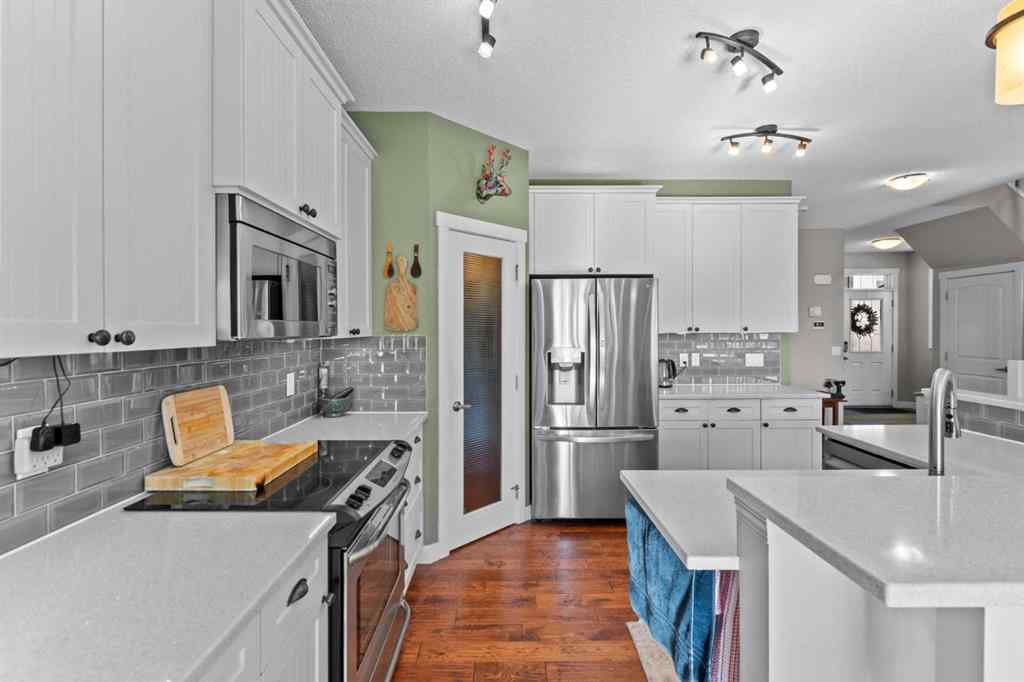 MLS® A2266562 - 89 Heritage Hill  in Heritage Hills Cochrane, Residential