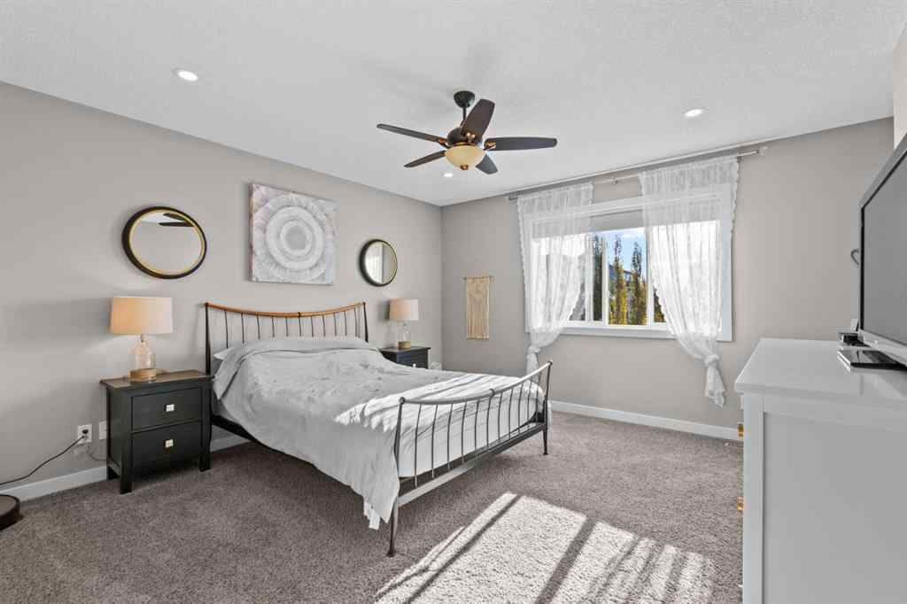 MLS® A2266562 - 89 Heritage Hill  in Heritage Hills Cochrane, Residential