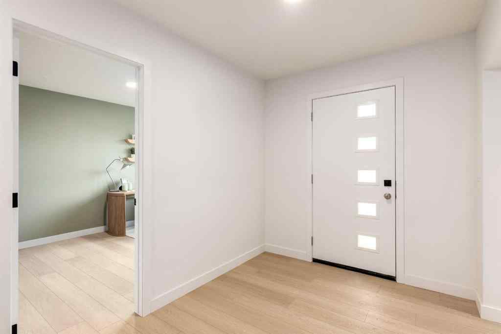 MLS® A2266563 - Unit #306 437 Alpine Avenue SW in Alpine Park Calgary, Residential