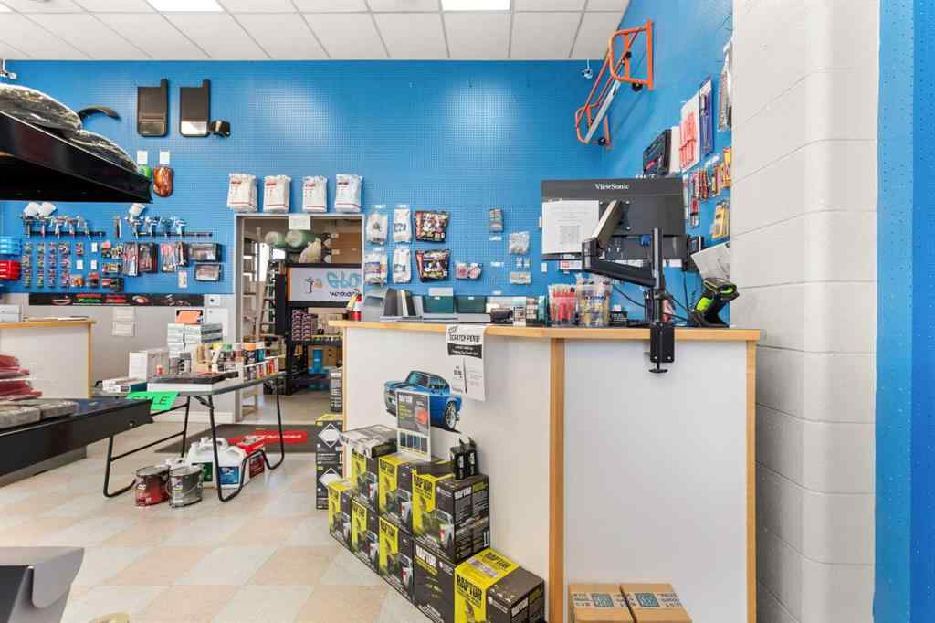 MLS® A2266567 - 774 16 Street SW in South West Industrial Medicine Hat, Commercial