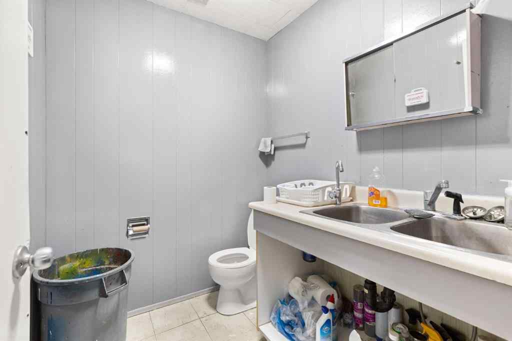 MLS® A2266567 - 774 16 Street SW in South West Industrial Medicine Hat, Commercial