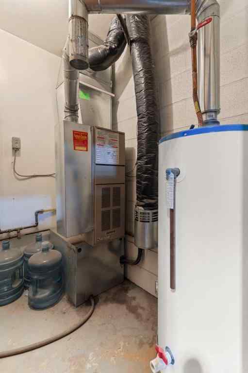 MLS® A2266567 - 774 16 Street SW in South West Industrial Medicine Hat, Commercial