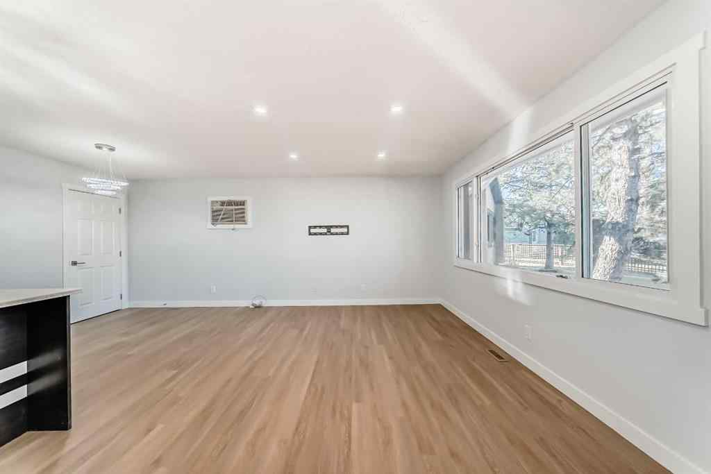 MLS® A2266568 - 207 Pinecliff Way NE in Pineridge Calgary, Residential