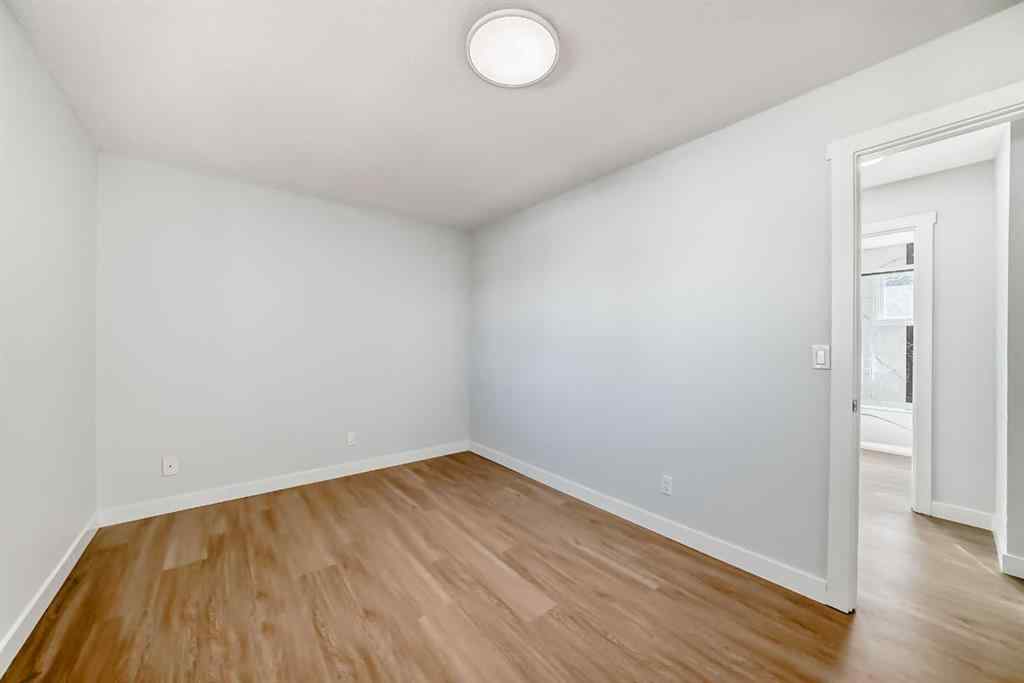 MLS® A2266568 - 207 Pinecliff Way NE in Pineridge Calgary, Residential