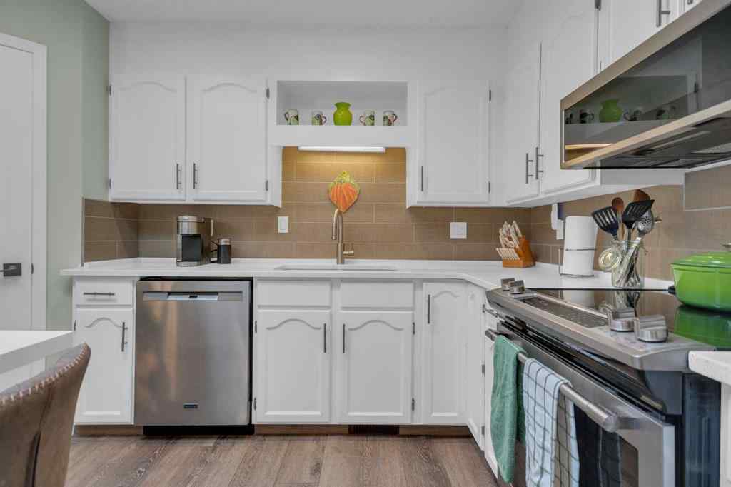 MLS® A2266570 - Unit #2 717 Centre Street  in NONE Vulcan, Residential