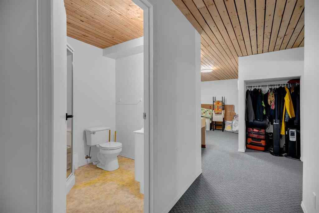 MLS® A2266570 - Unit #2 717 Centre Street  in NONE Vulcan, Residential