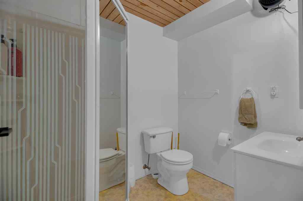 MLS® A2266570 - Unit #2 717 Centre Street  in NONE Vulcan, Residential