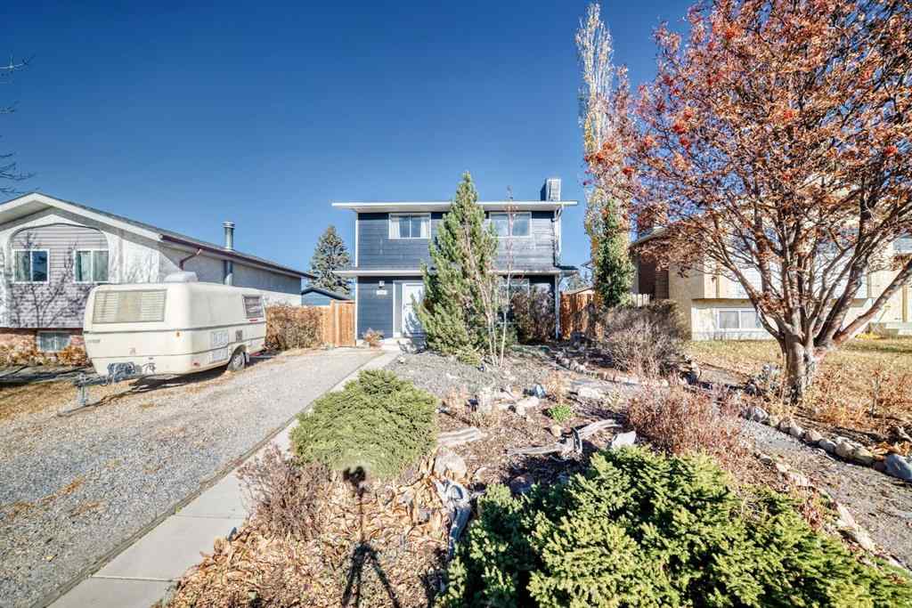 MLS® A2266573 - 236 Acacia Drive SE in Airdrie Meadows Airdrie, Residential