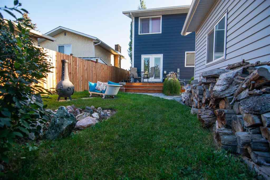 MLS® A2266573 - 236 Acacia Drive SE in Airdrie Meadows Airdrie, Residential