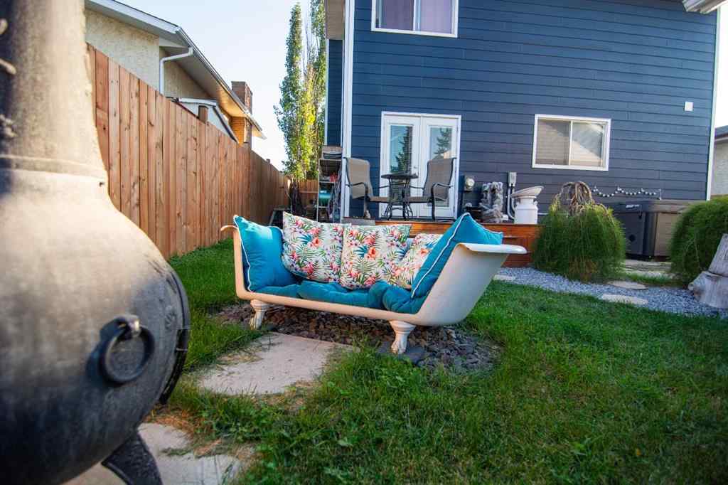 MLS® A2266573 - 236 Acacia Drive SE in Airdrie Meadows Airdrie, Residential