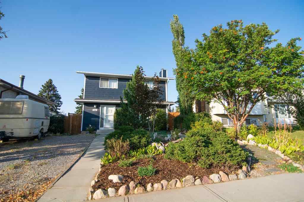 MLS® A2266573 - 236 Acacia Drive SE in Airdrie Meadows Airdrie, Residential